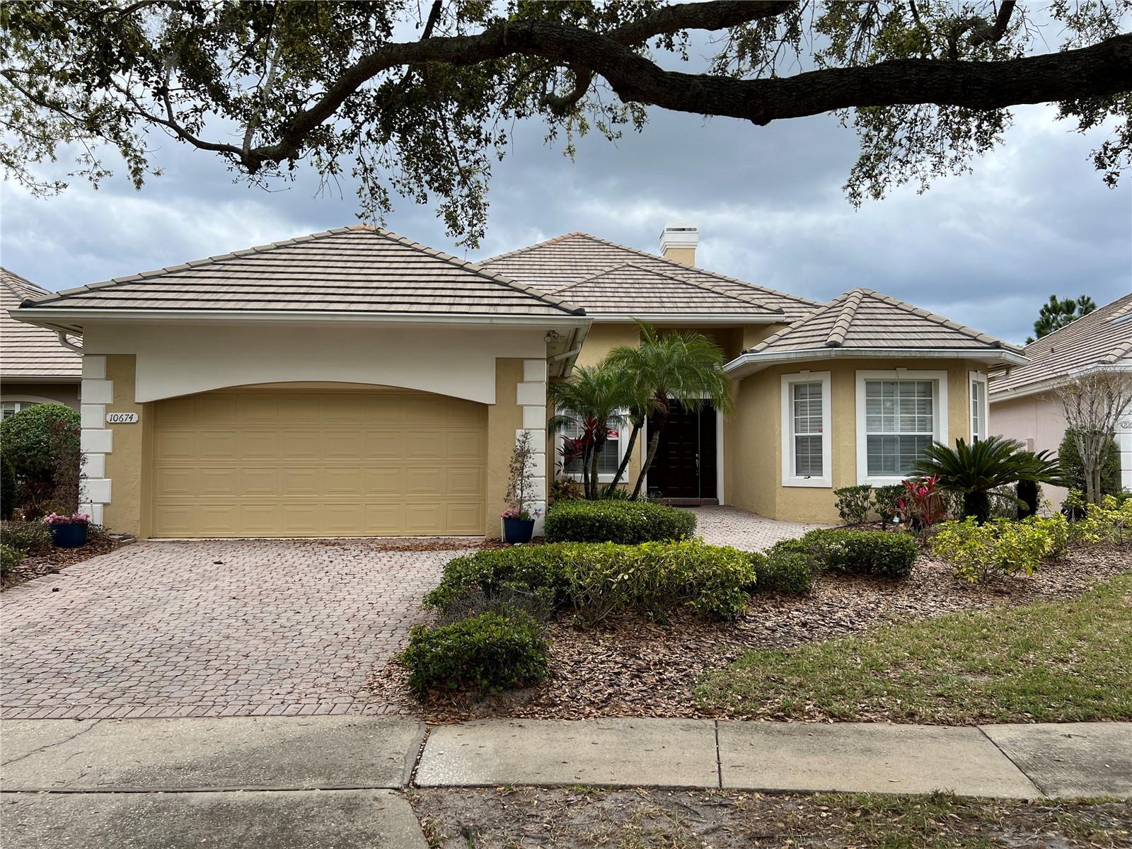 10674 WOODCHASE CIR, ORLANDO, FL, 32836