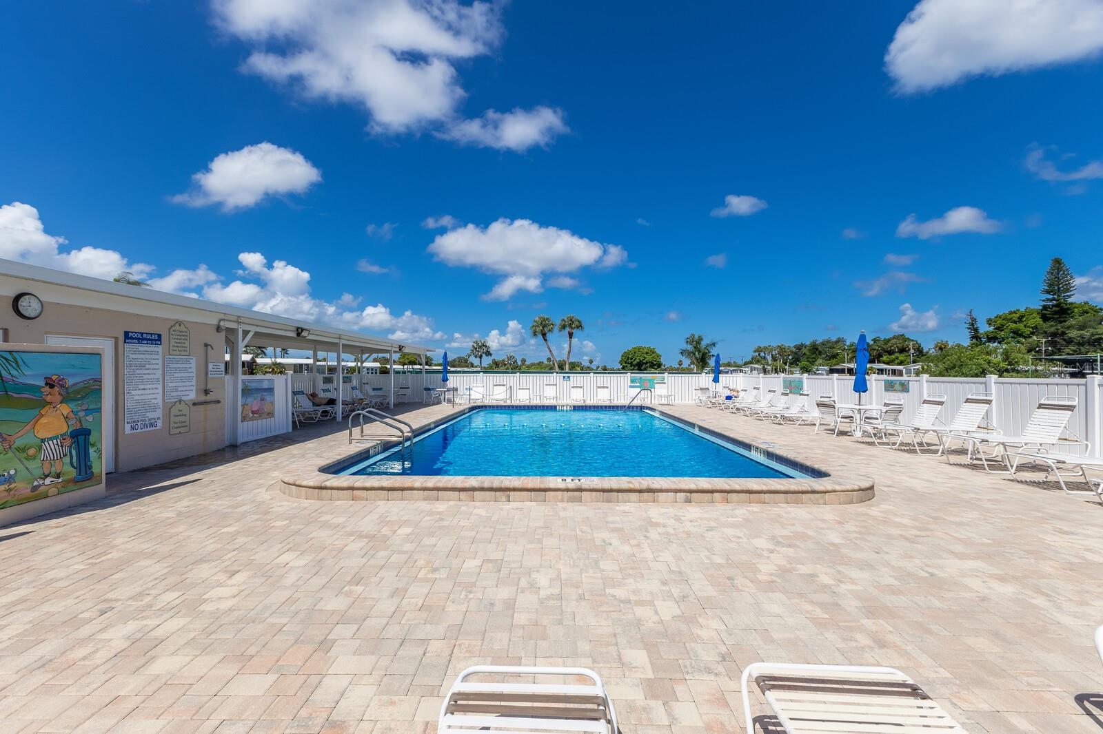 52 LEISURE WAY, PALMETTO, FL, 34221