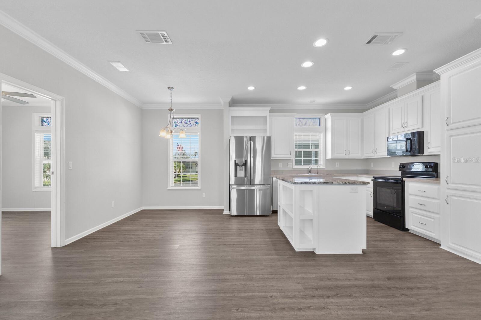 52 LEISURE WAY, PALMETTO, FL, 34221