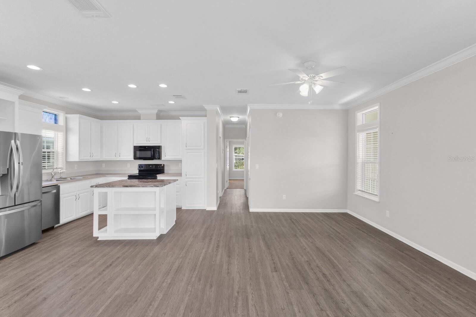 52 LEISURE WAY, PALMETTO, FL, 34221