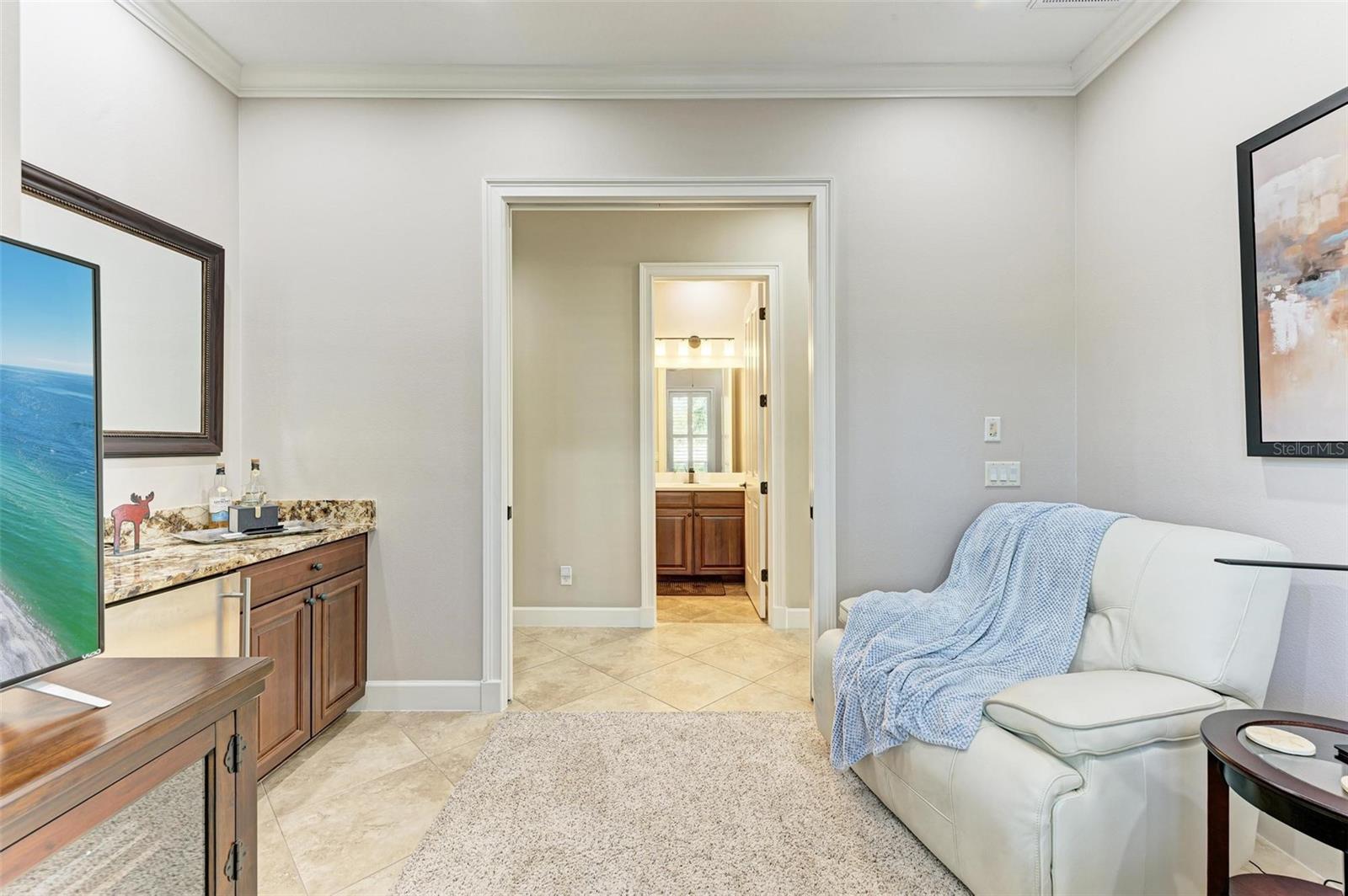321 SAPPHIRE LAKE DR #101, BRADENTON, FL, 34209