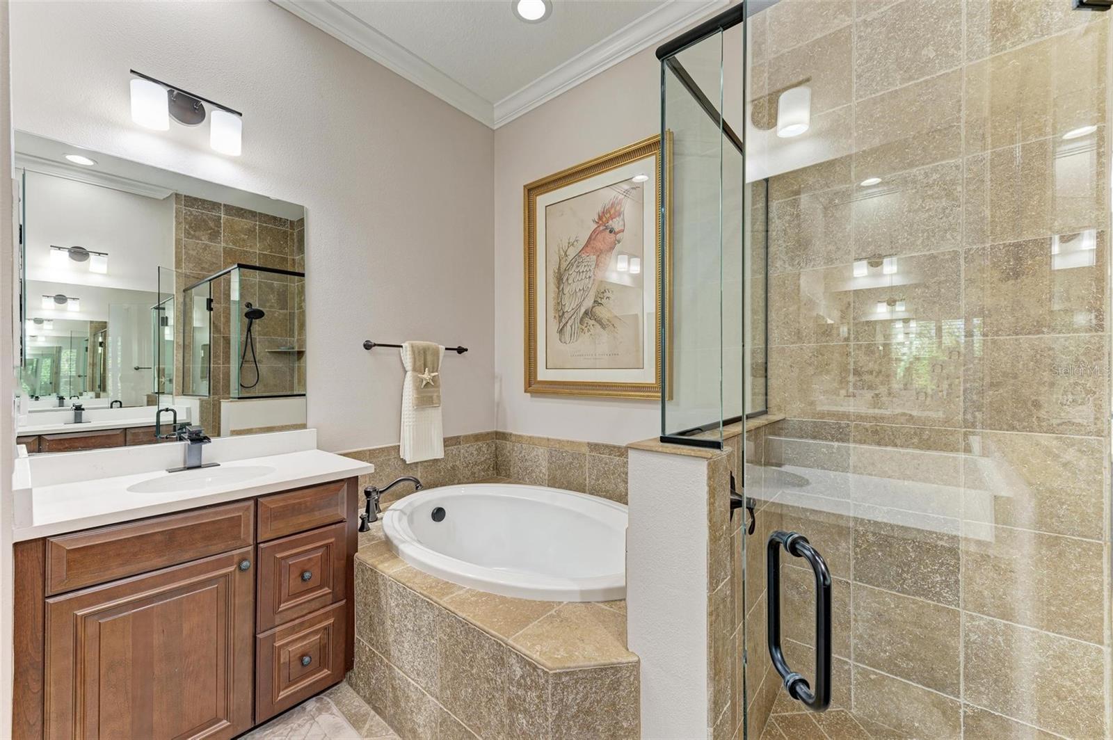 321 SAPPHIRE LAKE DR #101, BRADENTON, FL, 34209
