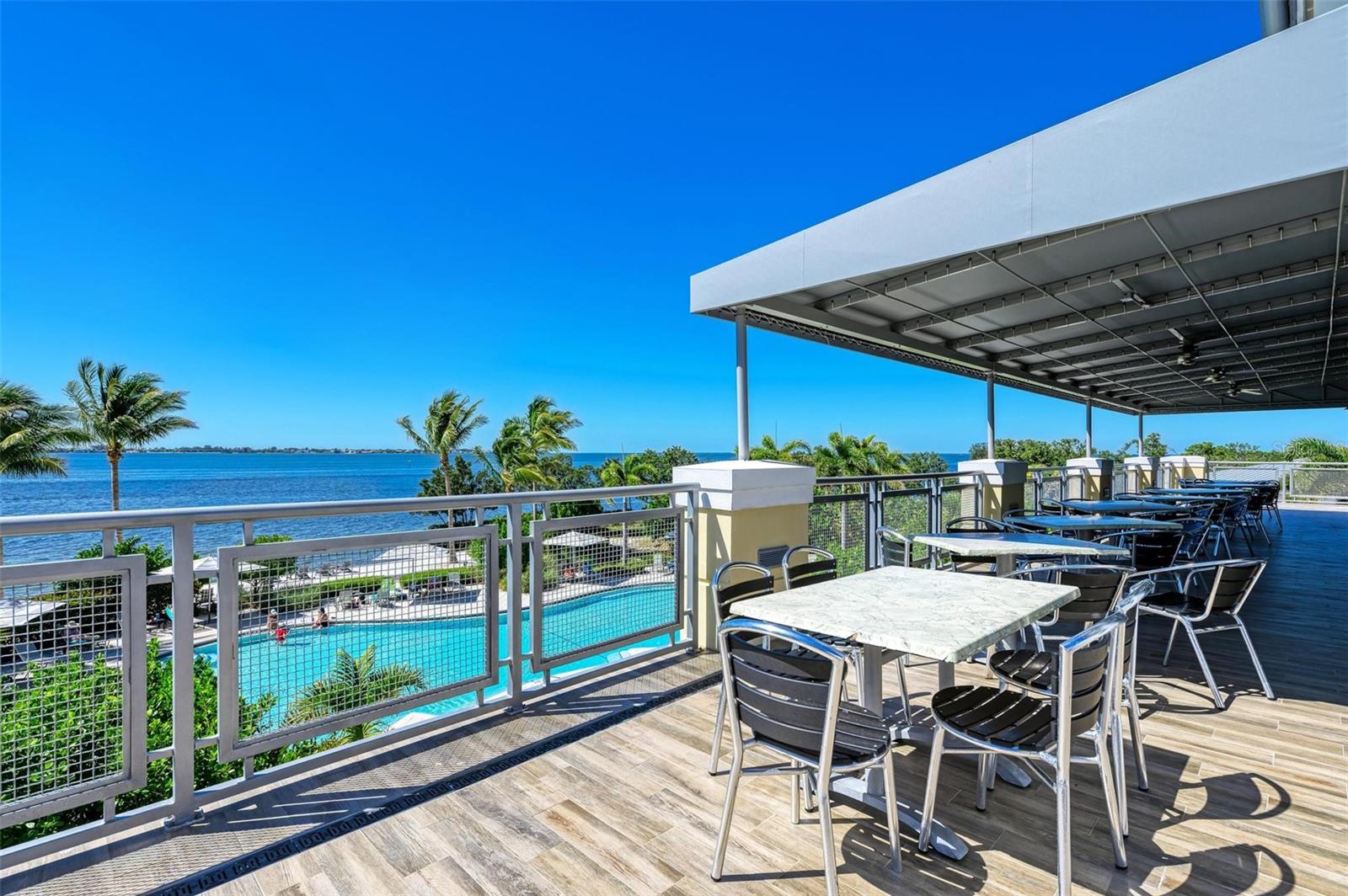 321 SAPPHIRE LAKE DR #101, BRADENTON, FL, 34209