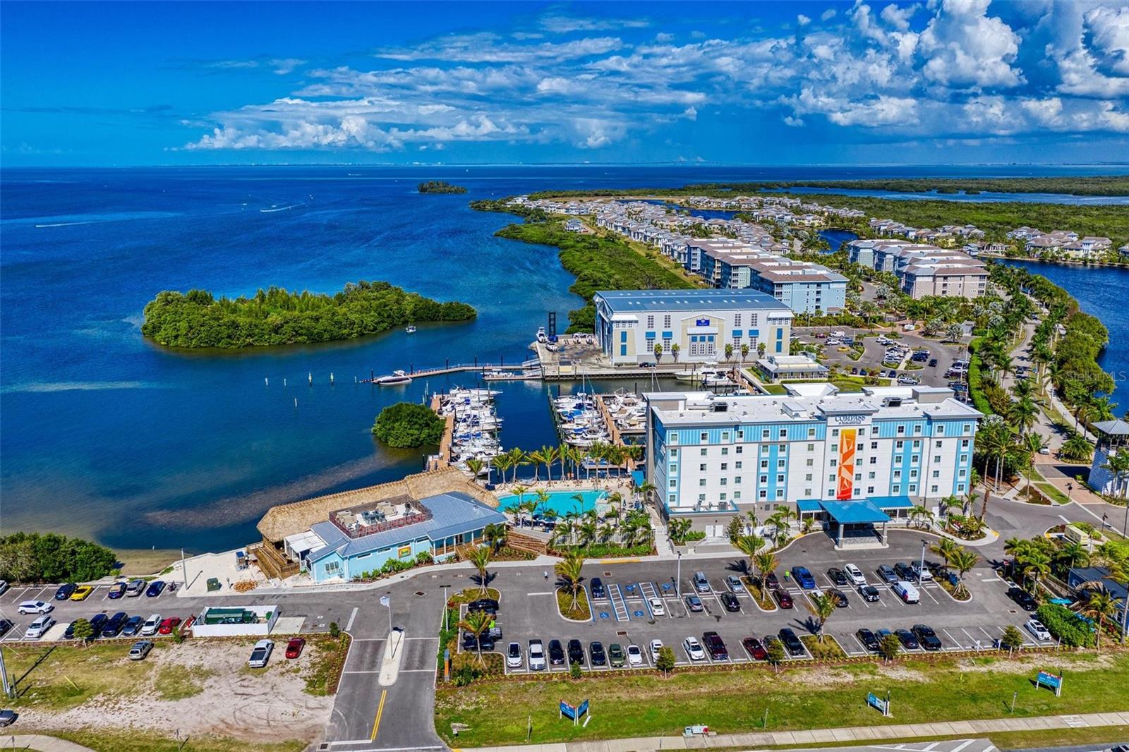 321 SAPPHIRE LAKE DR #101, BRADENTON, FL, 34209