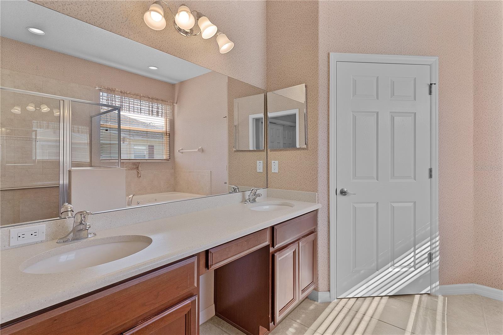 30628 LIPIZZAN TER, MOUNT DORA, FL, 32757