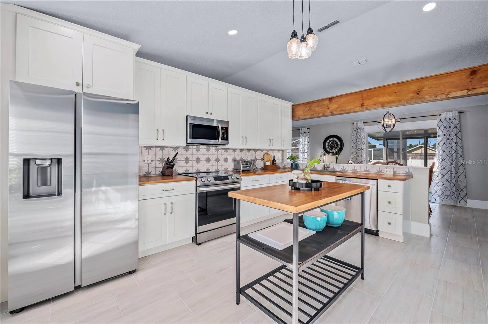 652 GAINSBORO ST, DELTONA, FL, 32725
