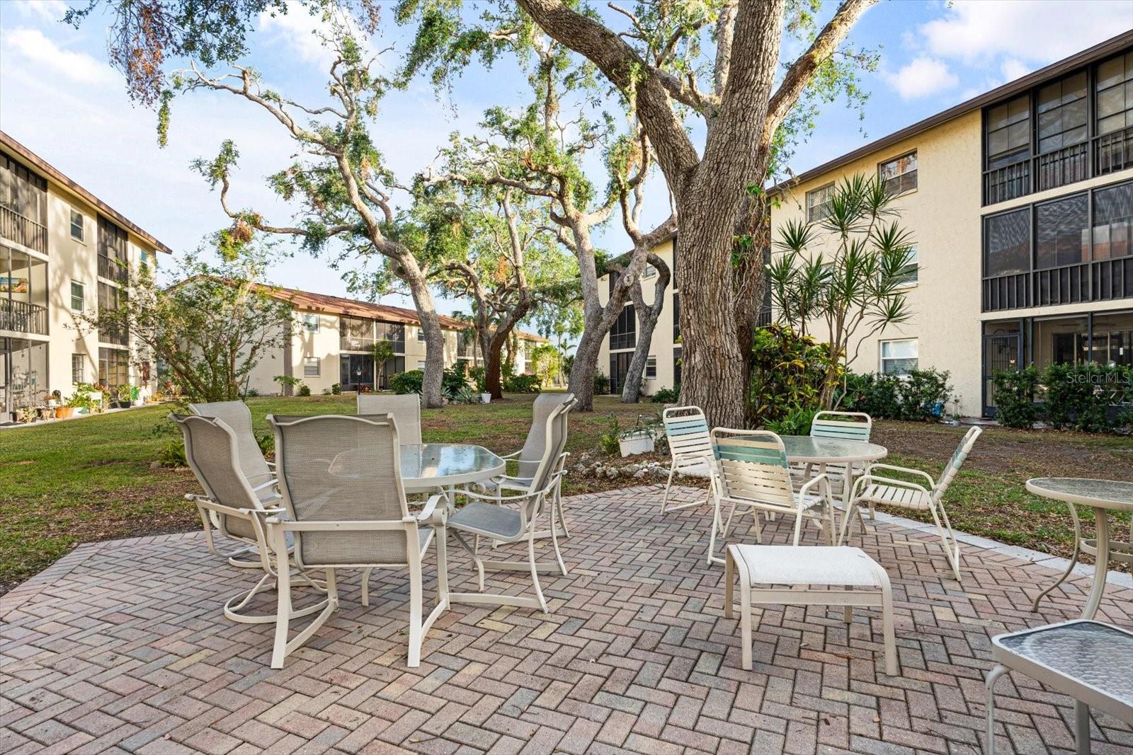 2280 STICKNEY POINT RD #420, SARASOTA, FL, 34231