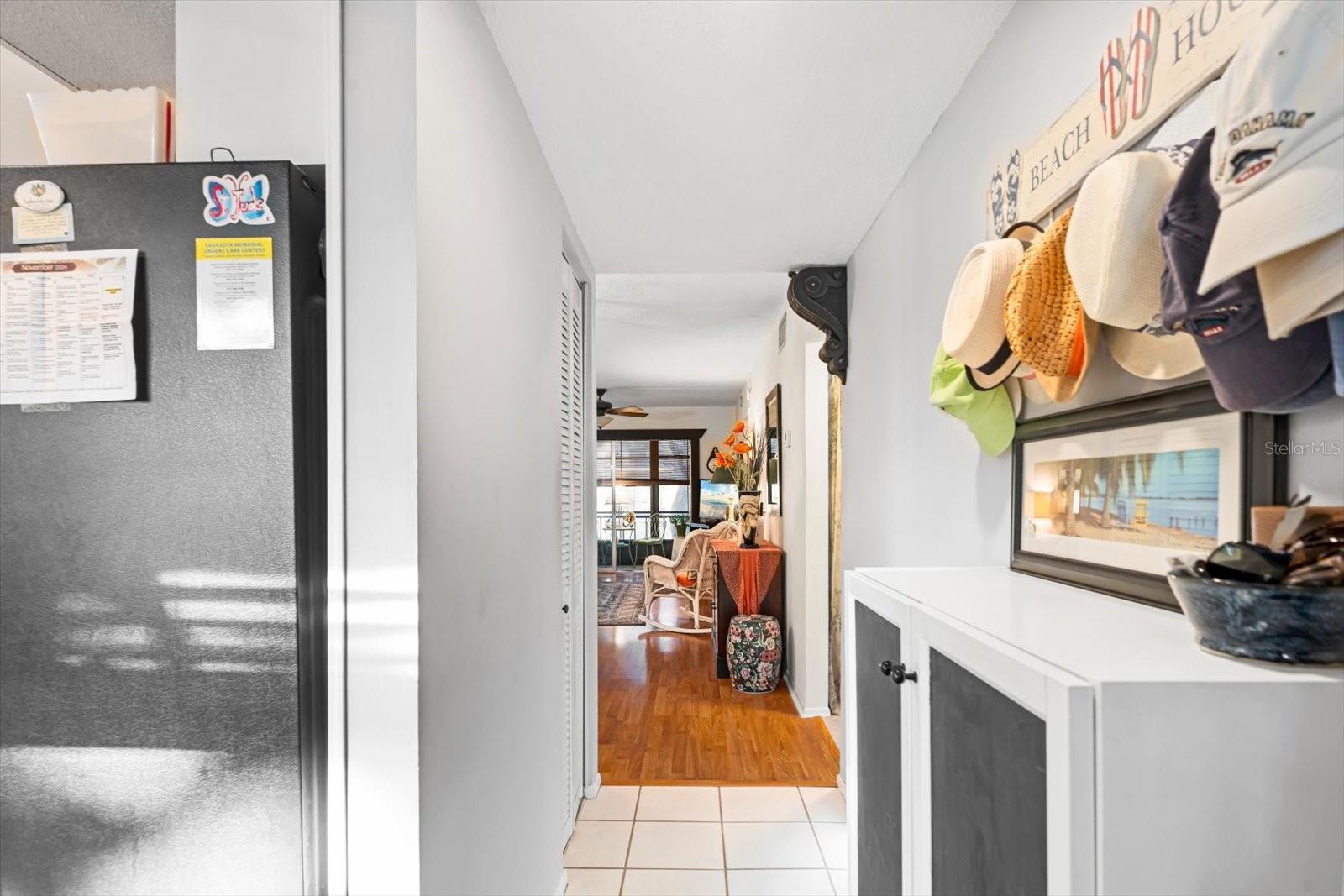 2280 STICKNEY POINT RD #420, SARASOTA, FL, 34231