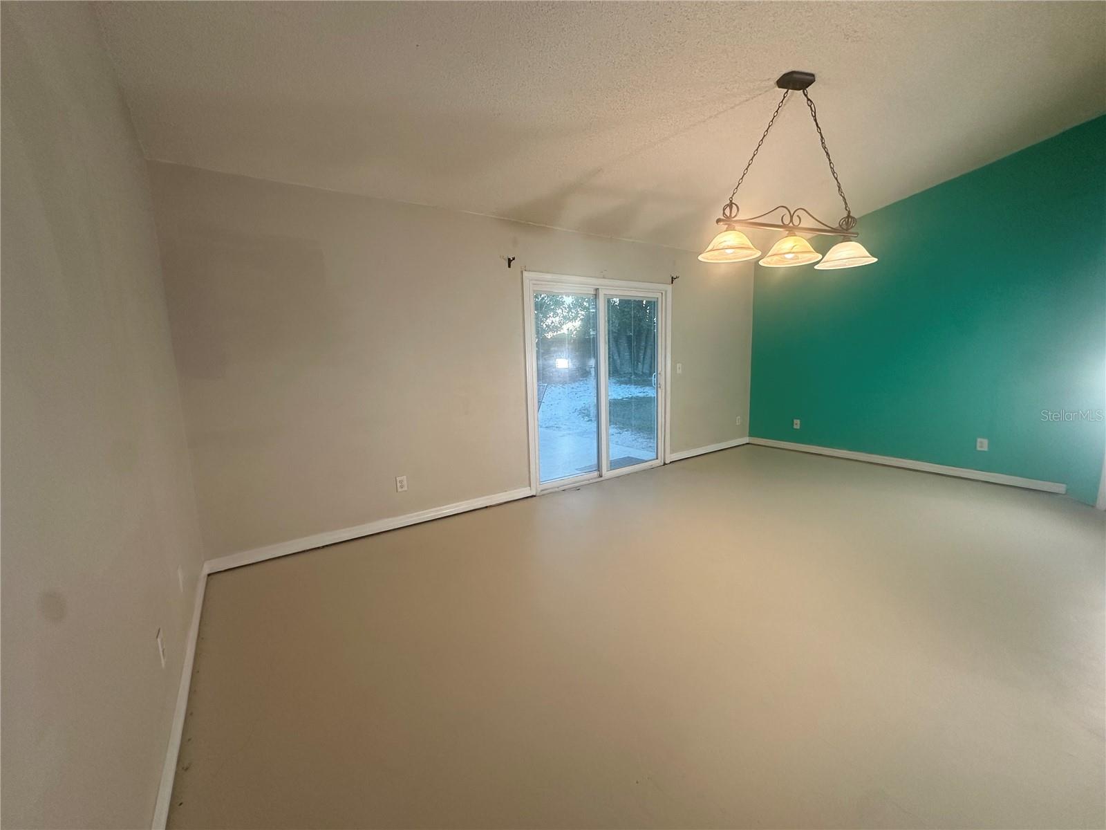 2585 GRAMERCY DR, DELTONA, FL, 32738