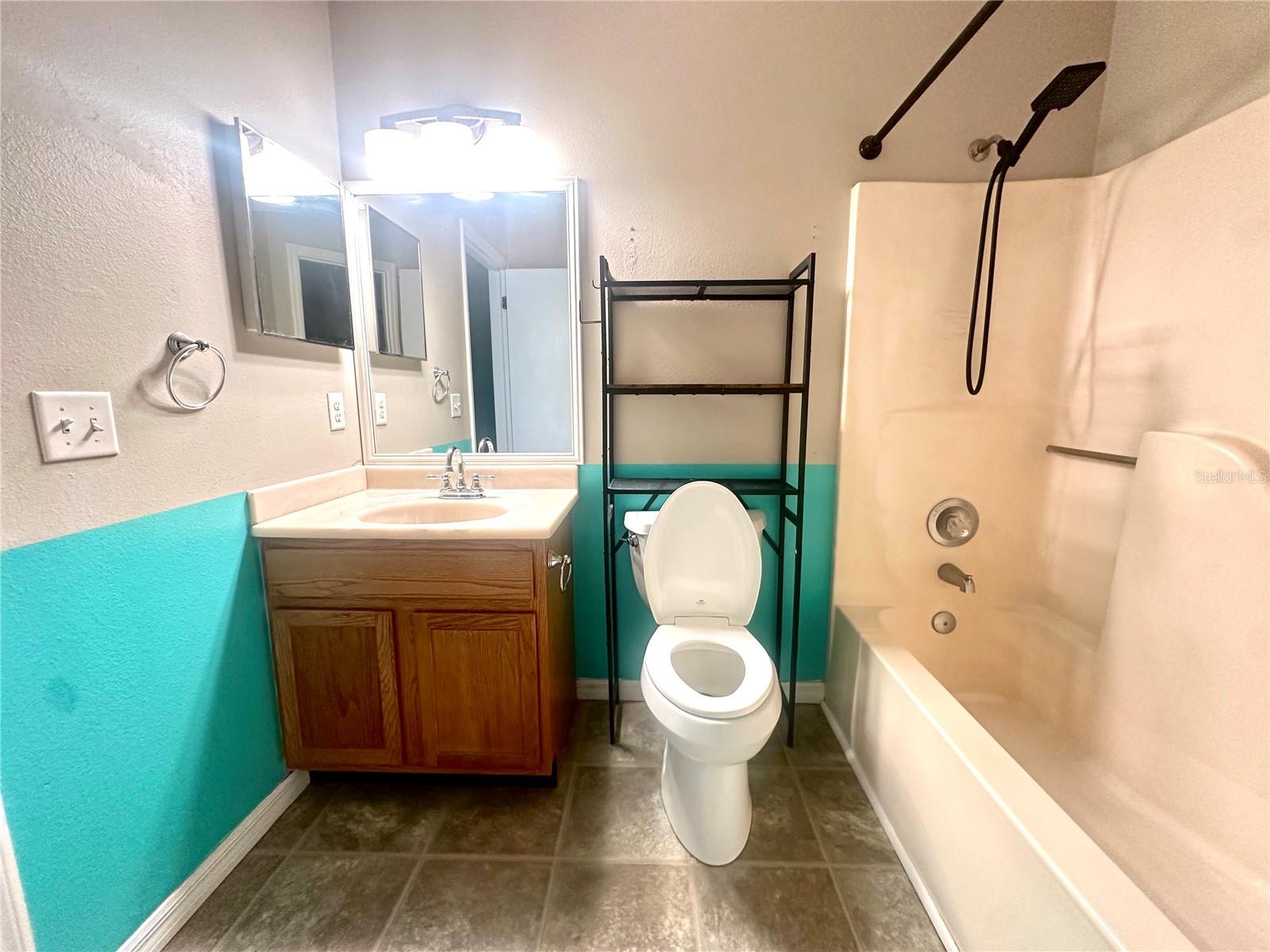 2585 GRAMERCY DR, DELTONA, FL, 32738