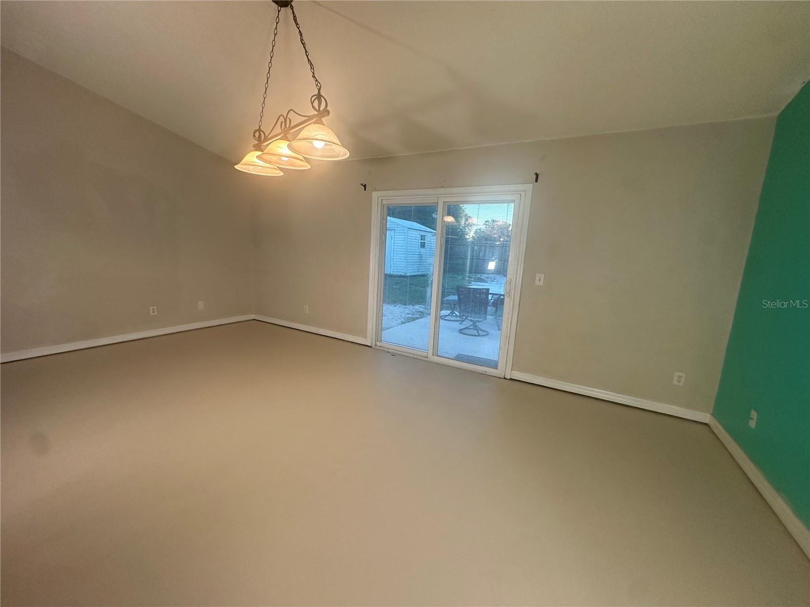 2585 GRAMERCY DR, DELTONA, FL, 32738