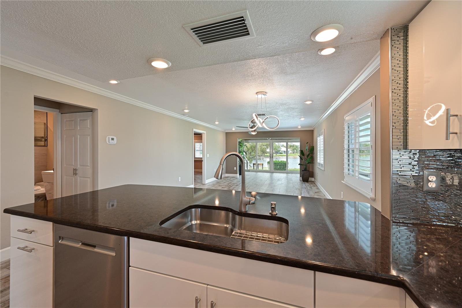 9428 CONCORD CIR, BRADENTON, FL, 34210