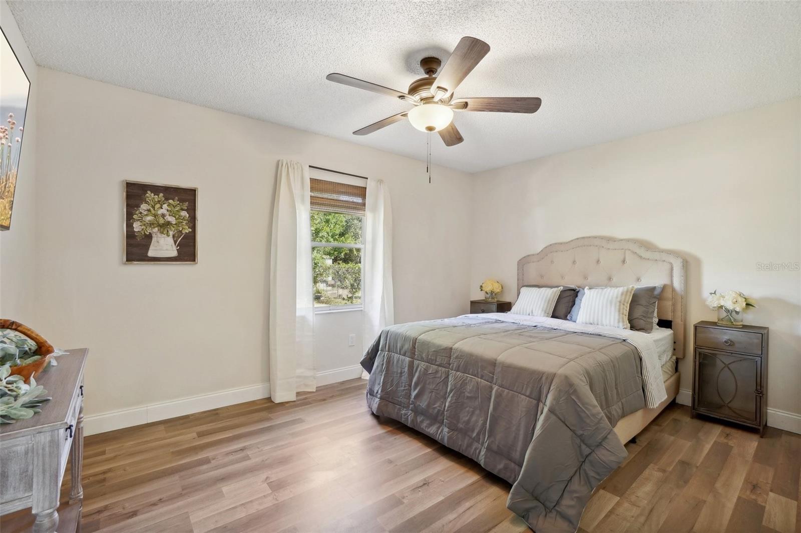 3407 COMMERCE AVE, DELTONA, FL, 32738