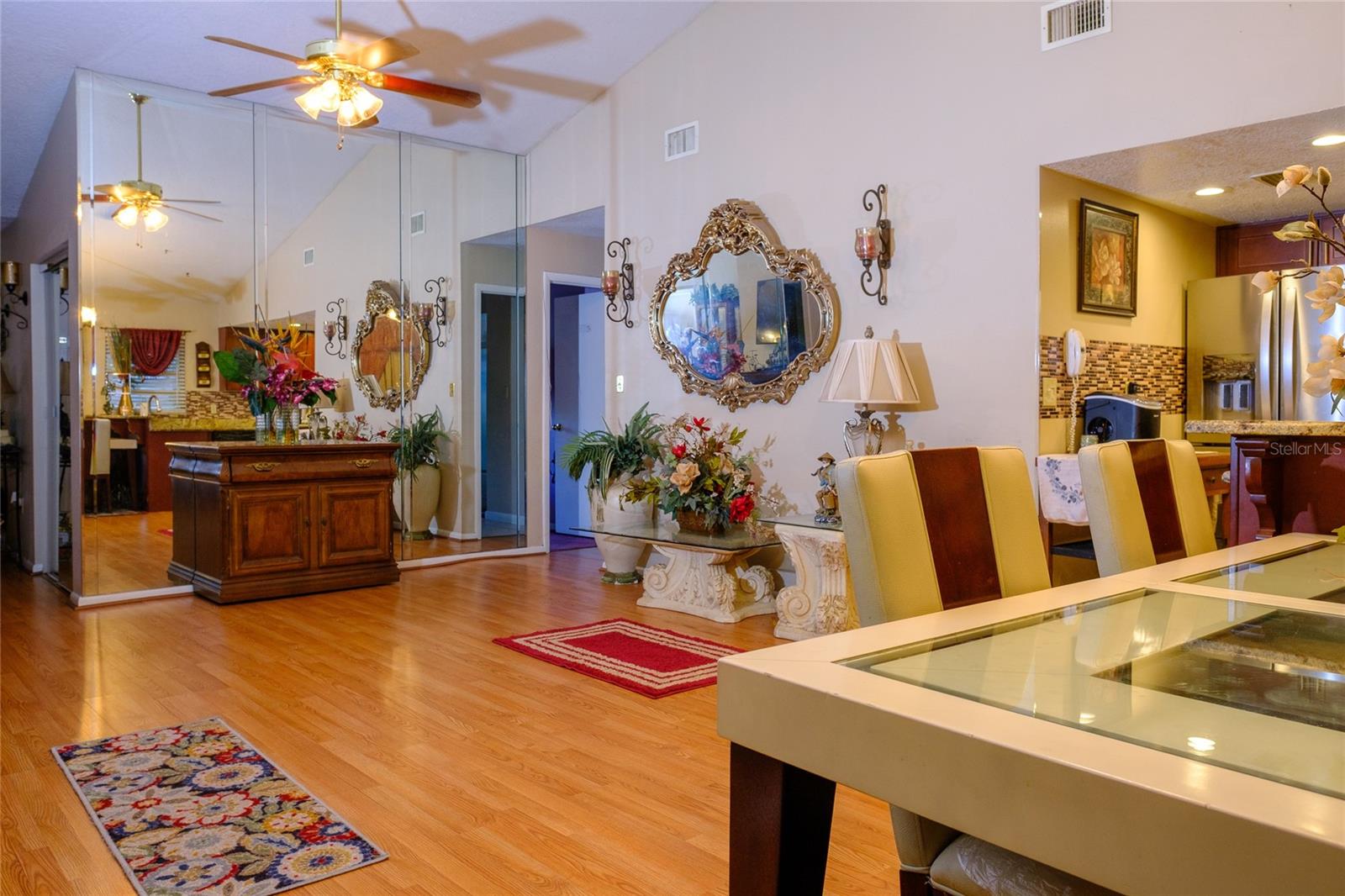 6811 DAUPHIN, TAMPA, FL, 33611