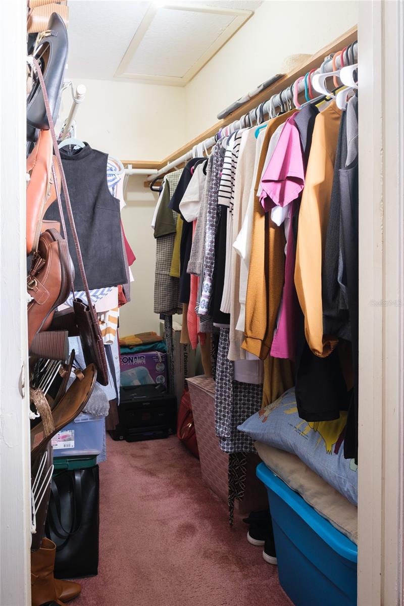 6811 DAUPHIN, TAMPA, FL, 33611