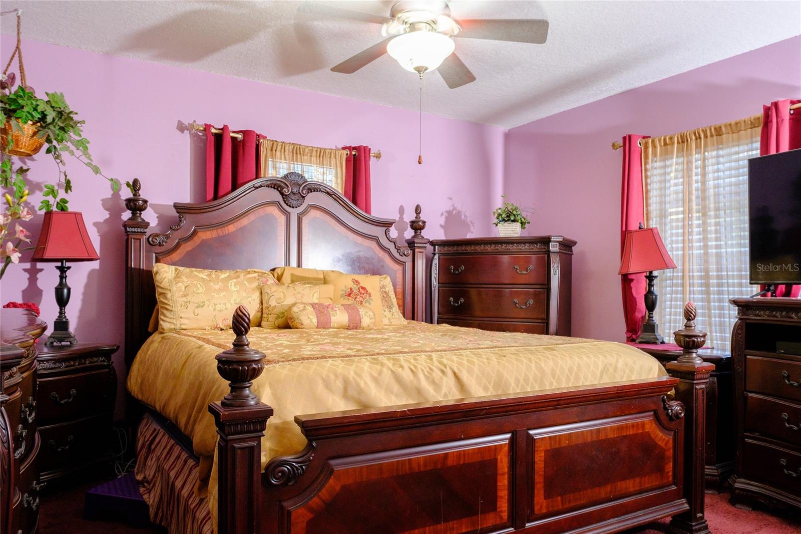 6811 DAUPHIN, TAMPA, FL, 33611