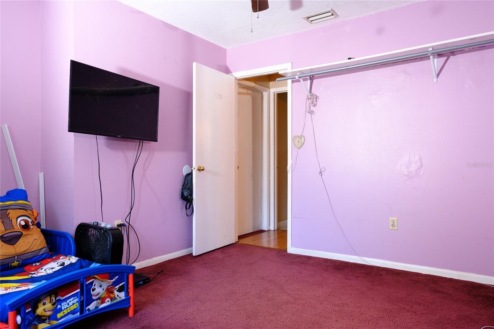 6811 DAUPHIN, TAMPA, FL, 33611