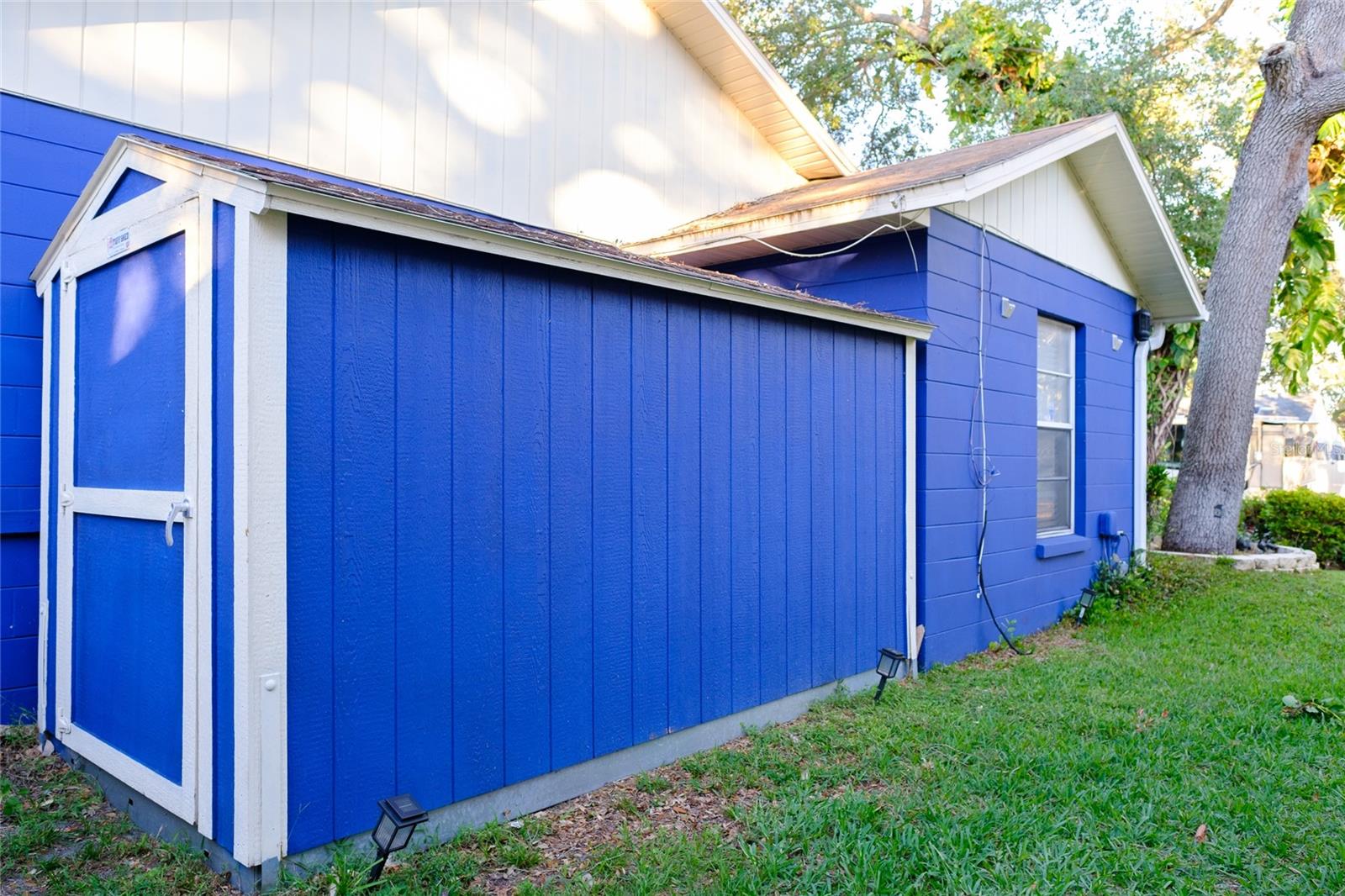 6811 DAUPHIN, TAMPA, FL, 33611