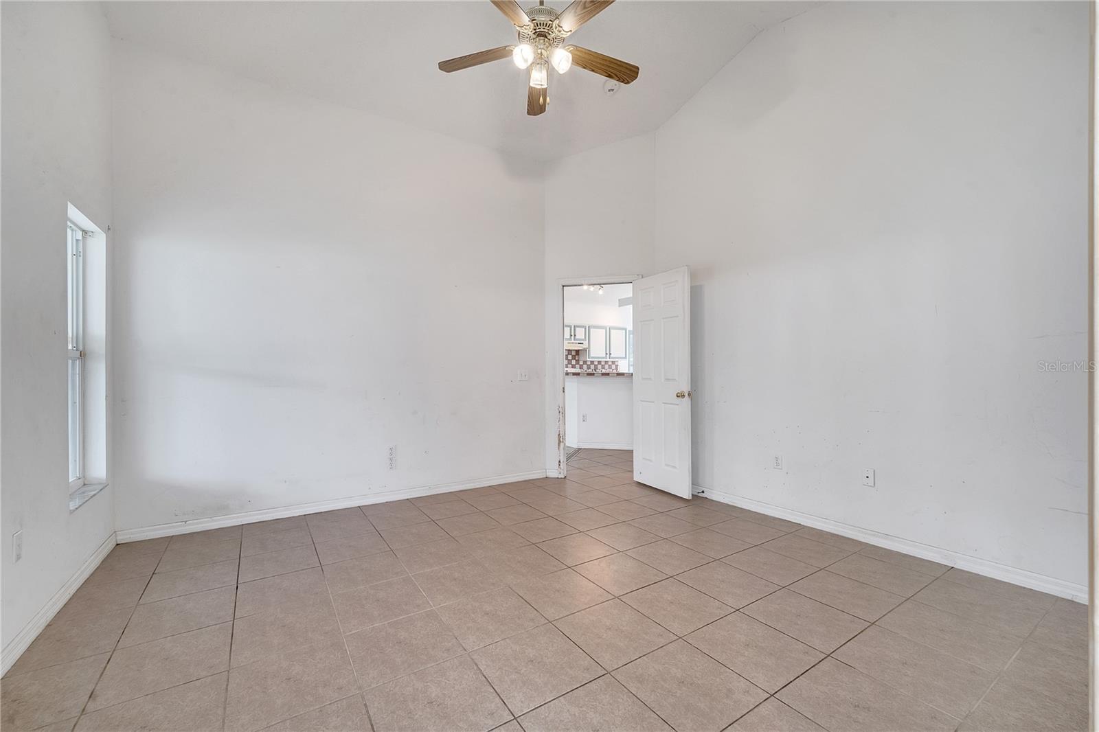 460 MARTIGUES DR, KISSIMMEE, FL, 34759