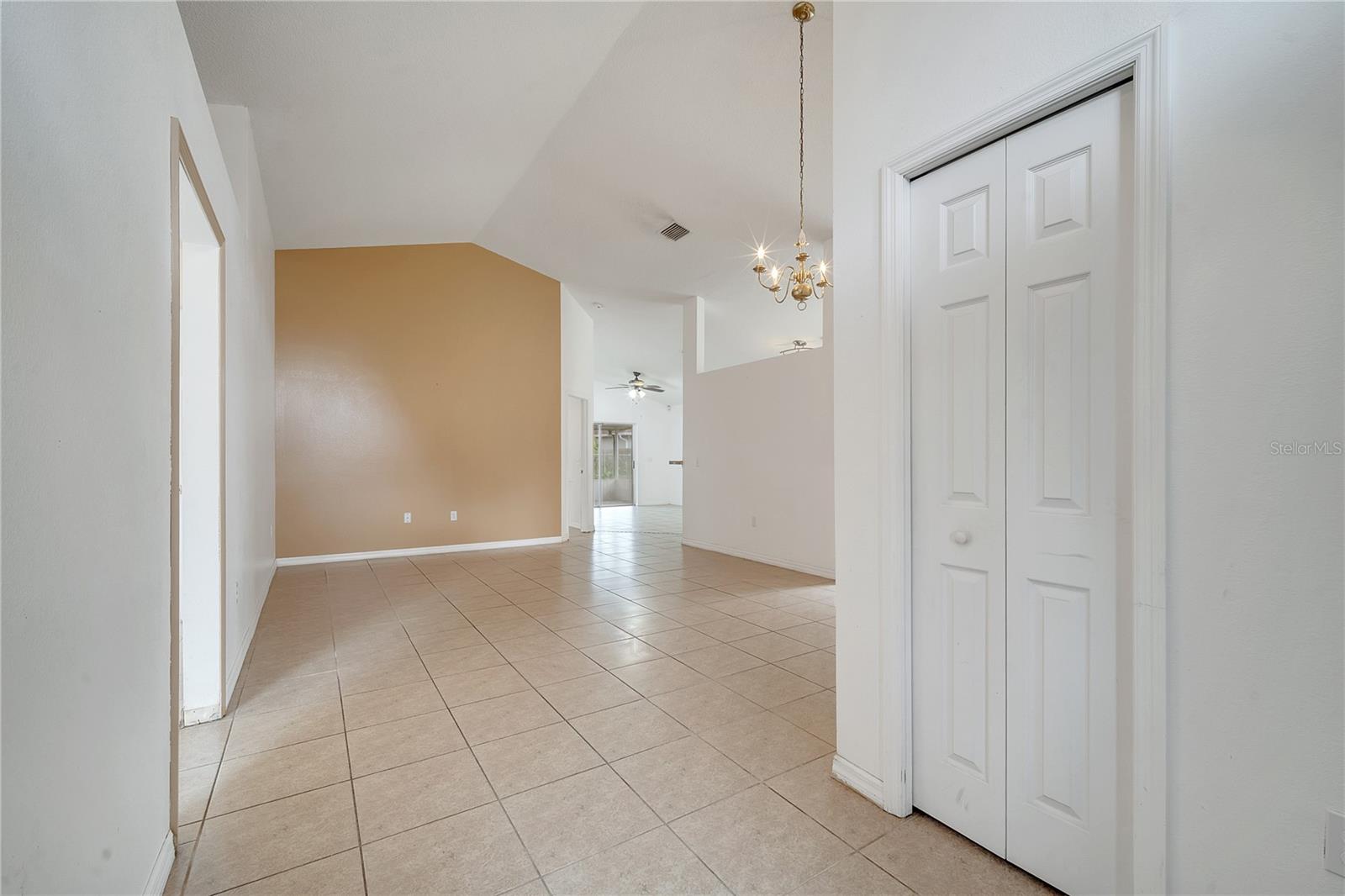 460 MARTIGUES DR, KISSIMMEE, FL, 34759