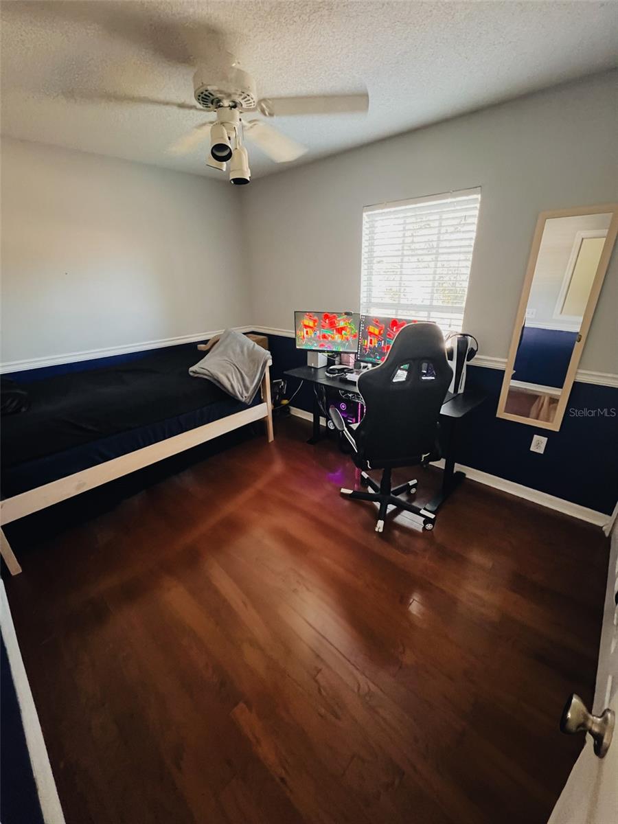 1102 W CHARTER ST, TAMPA, FL, 33602