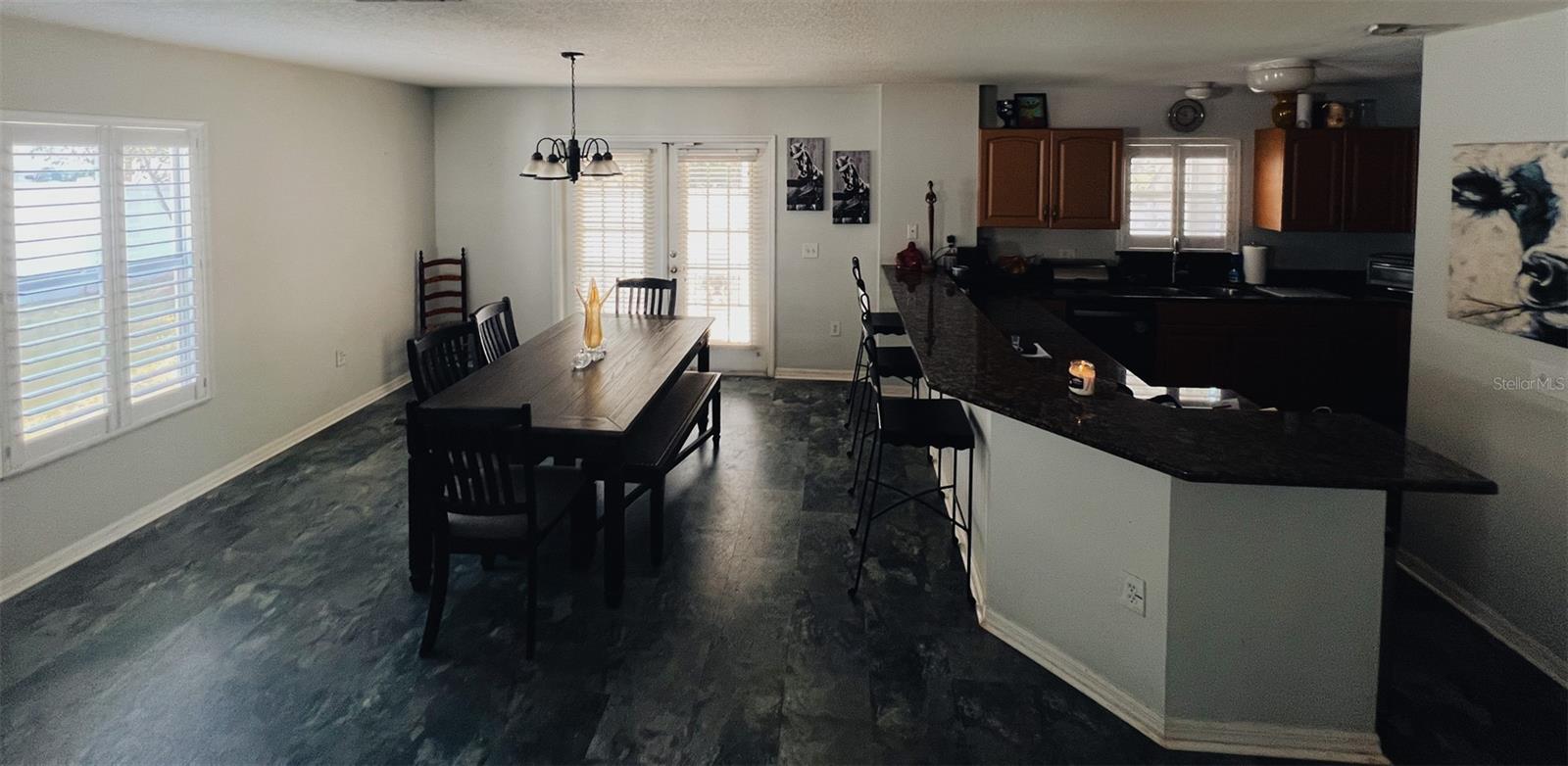 1102 W CHARTER ST, TAMPA, FL, 33602