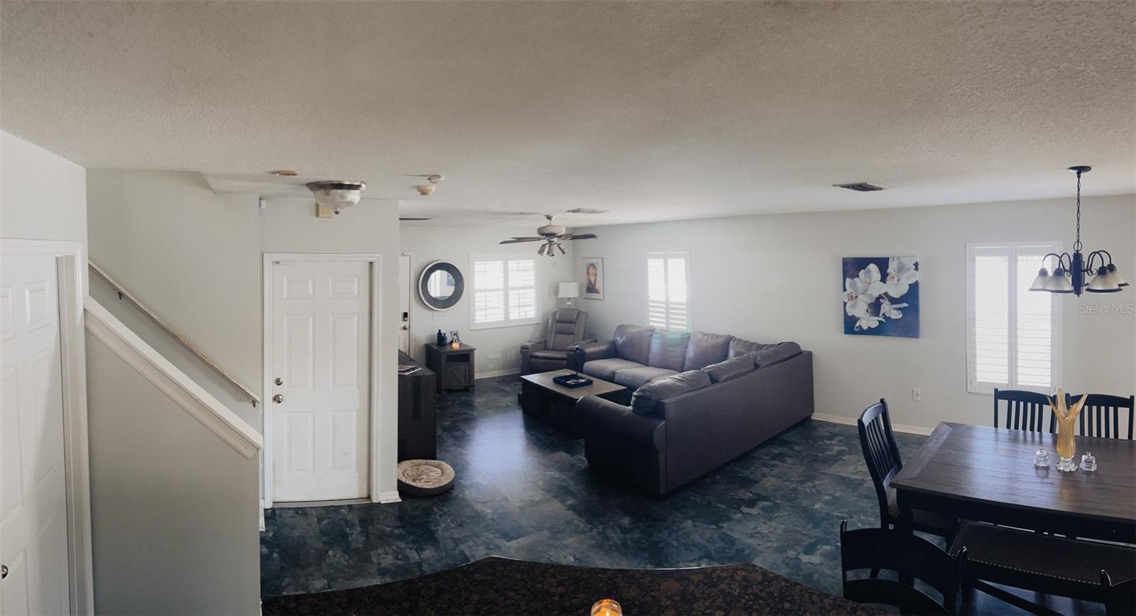 1102 W CHARTER ST, TAMPA, FL, 33602