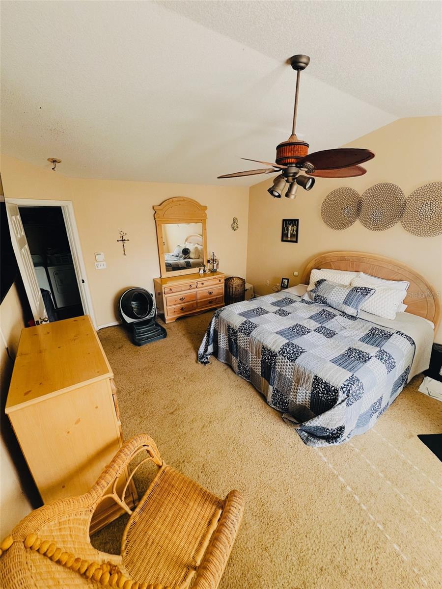 1102 W CHARTER ST, TAMPA, FL, 33602