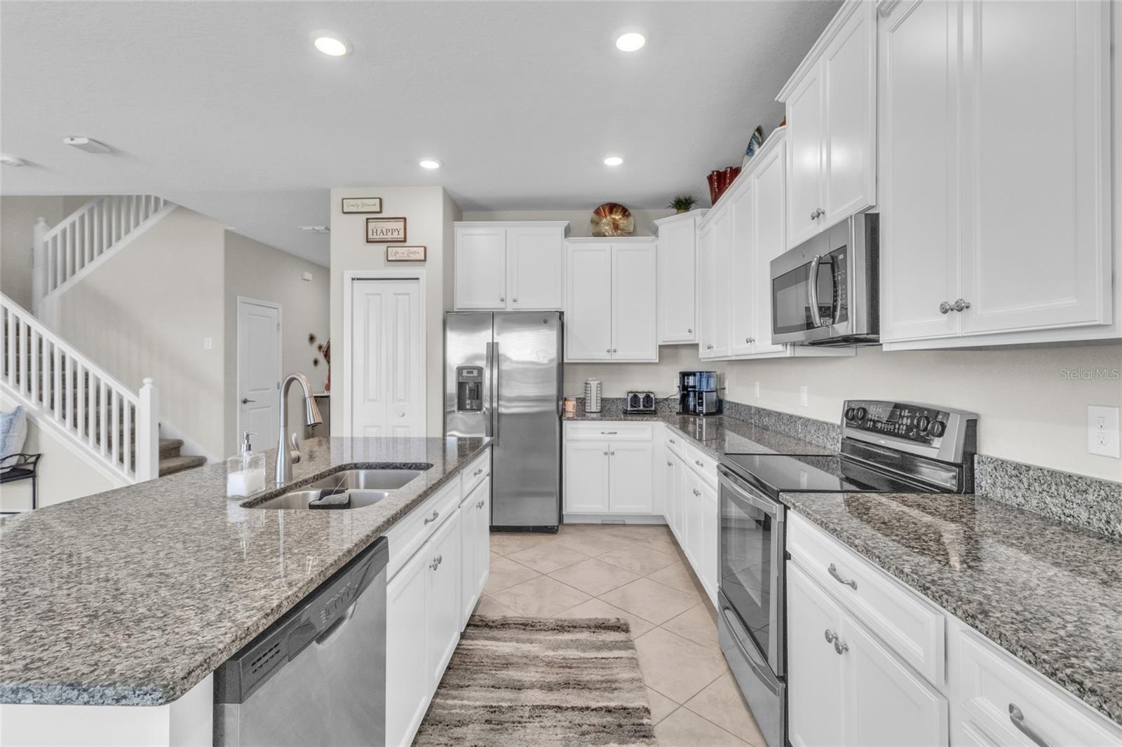 7353 WASH ISLAND DR, SUN CITY CENTER, FL, 33573