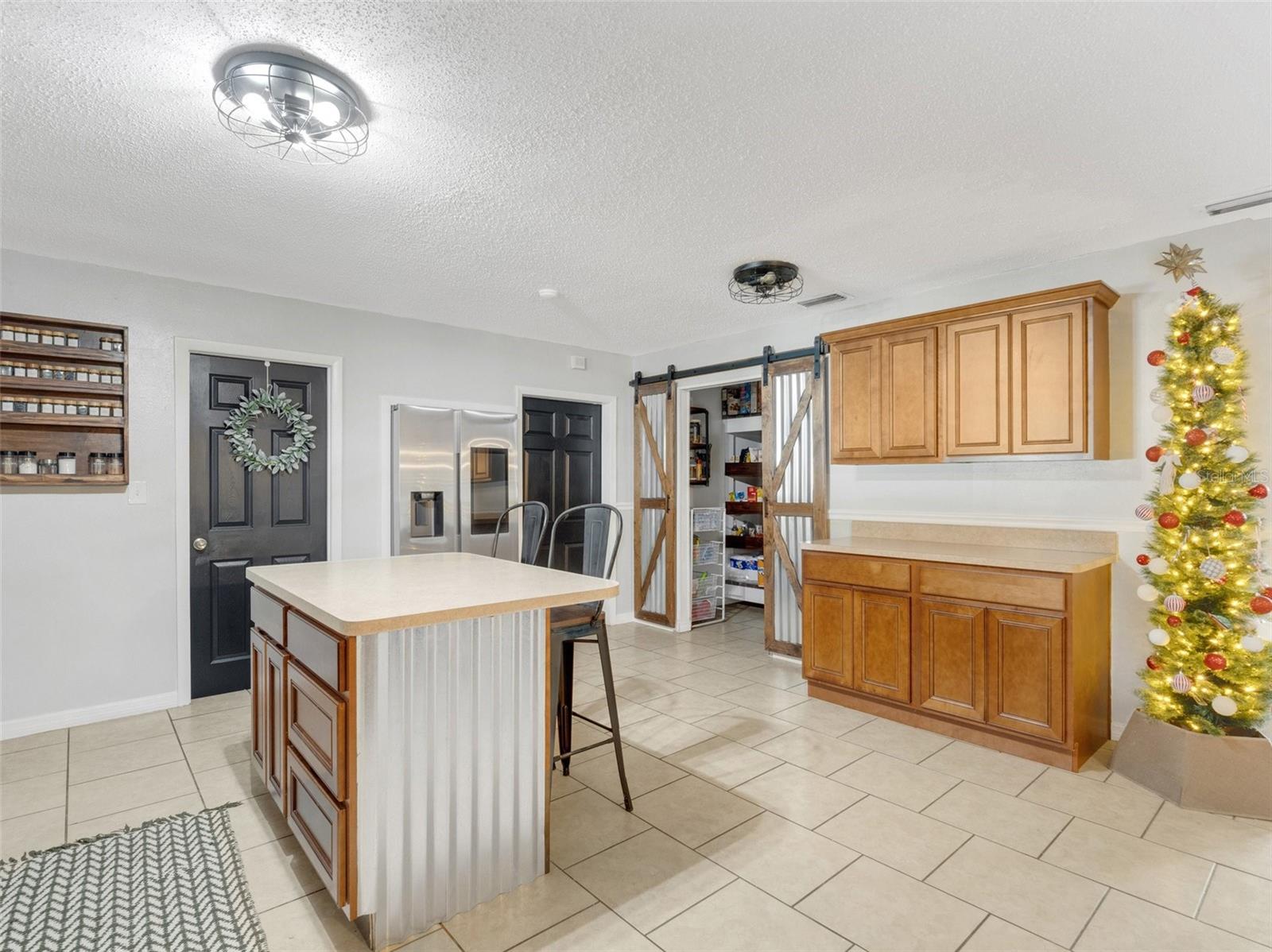901 SWANN DR, LAKELAND, FL, 33809