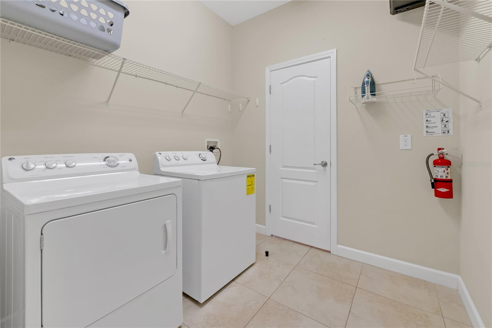 2948 BANANA PALM DR, KISSIMMEE, FL, 34747