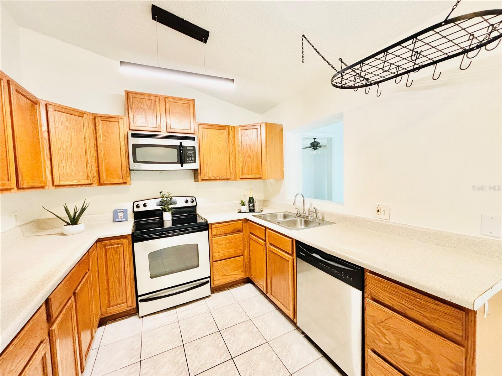 3384 DEWBERRY CT, DELTONA, FL, 32738