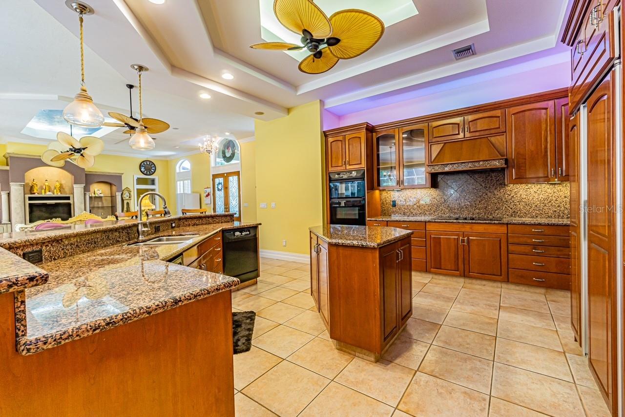 5900 98TH AVE N, PINELLAS PARK, FL, 33782