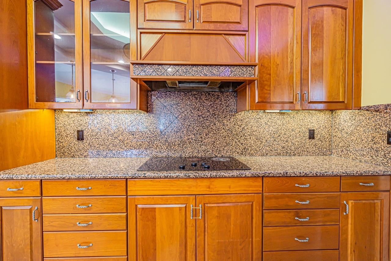 5900 98TH AVE N, PINELLAS PARK, FL, 33782