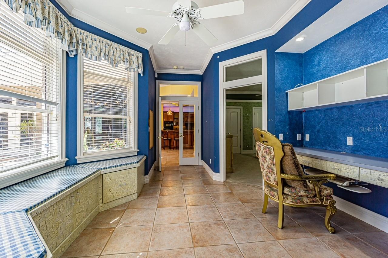 5900 98TH AVE N, PINELLAS PARK, FL, 33782