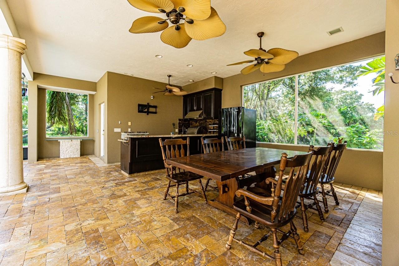 5900 98TH AVE N, PINELLAS PARK, FL, 33782