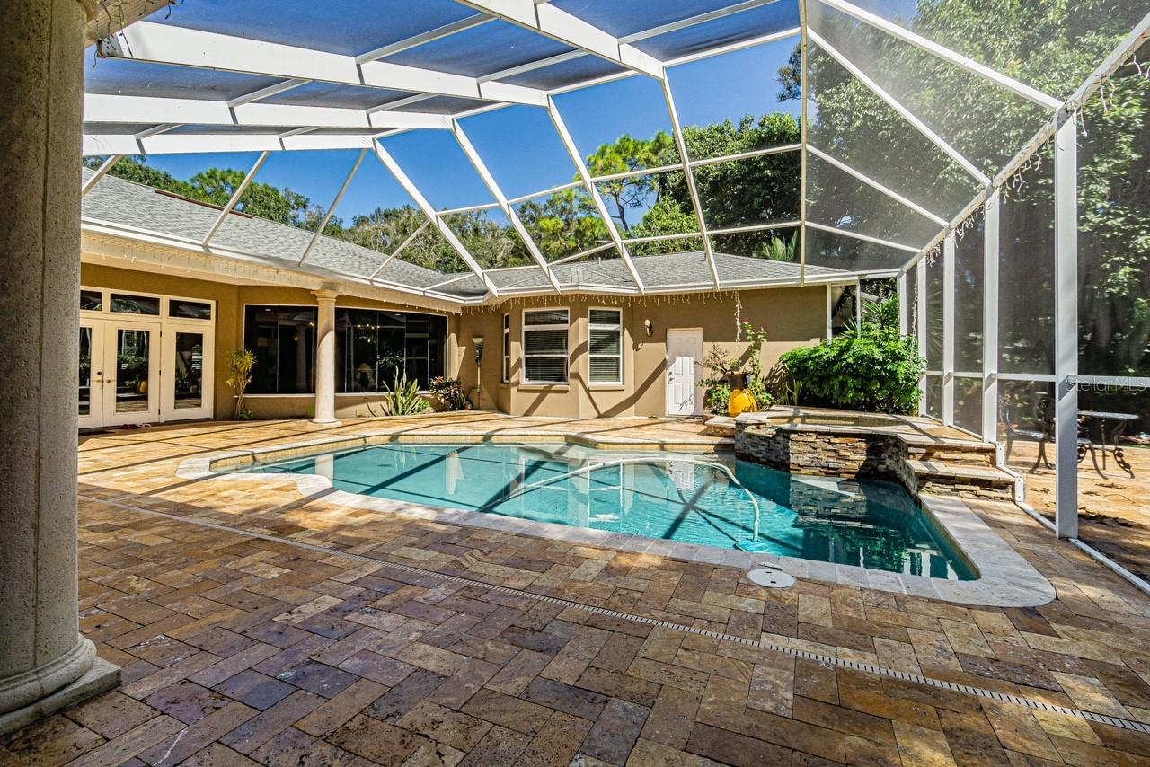 5900 98TH AVE N, PINELLAS PARK, FL, 33782