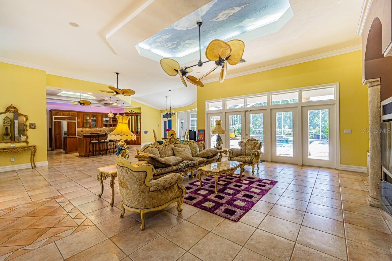 5900 98TH AVE N, PINELLAS PARK, FL, 33782