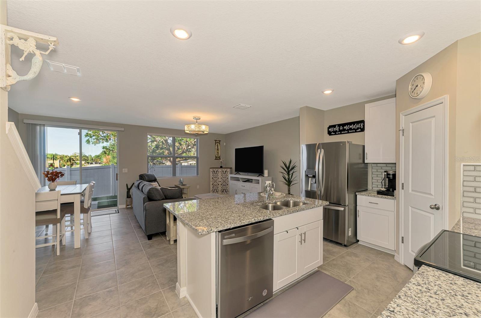 5860 OCEAN ISLE DR, NOKOMIS, FL, 34275