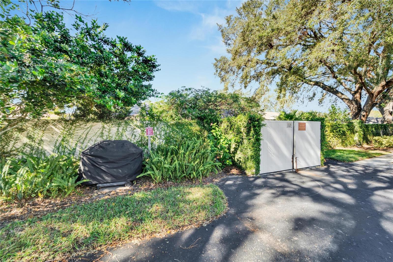 13002 VILLAGE CHASE CIR #NA, TAMPA, FL, 33618