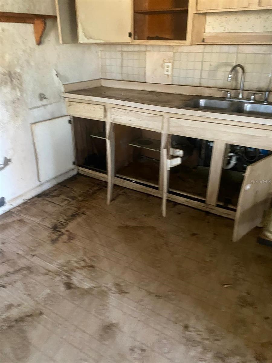 2801 POINCIANA CT, PUNTA GORDA, FL, 33950