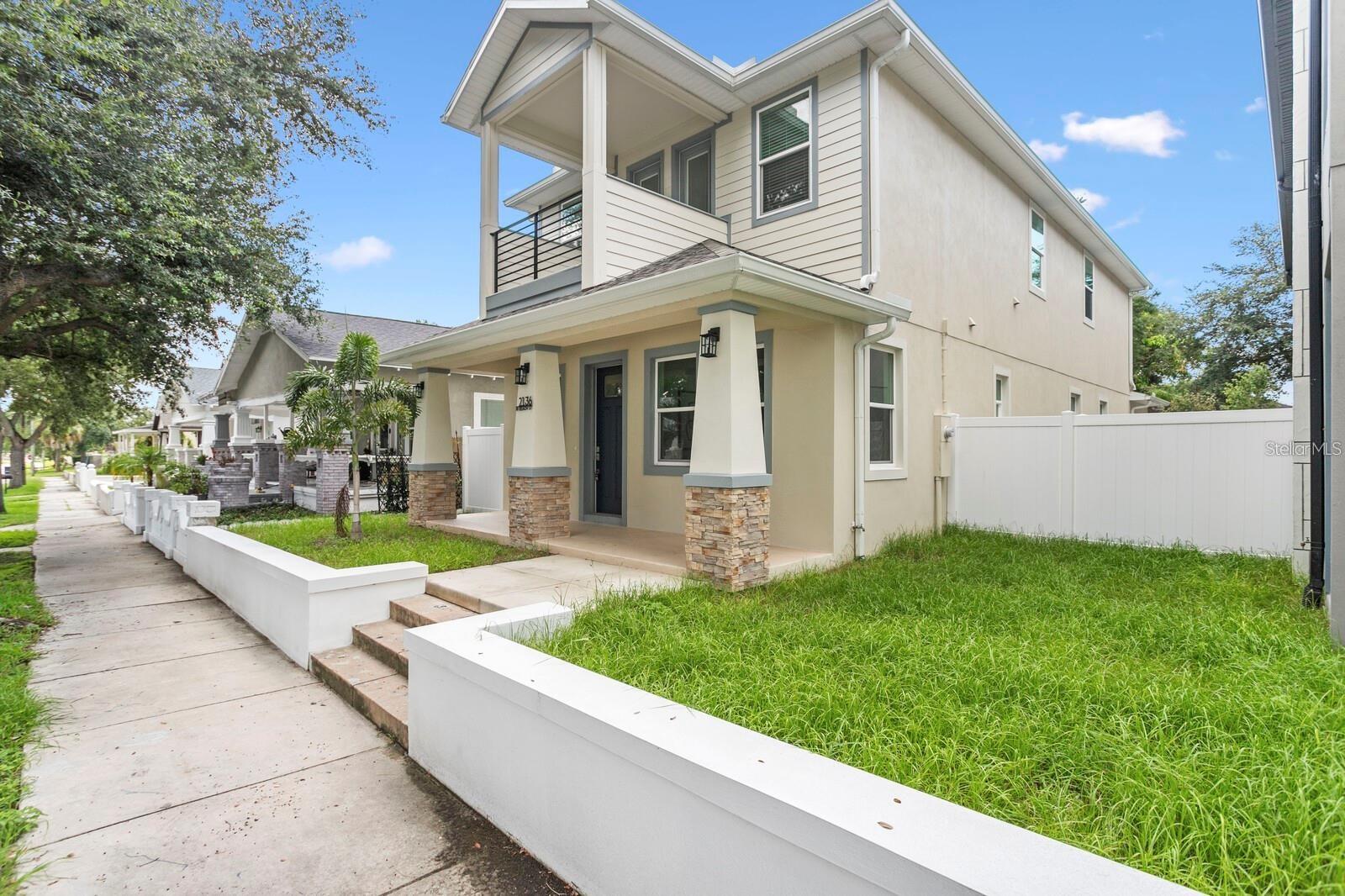 2136 W BEACH ST, TAMPA, FL, 33607
