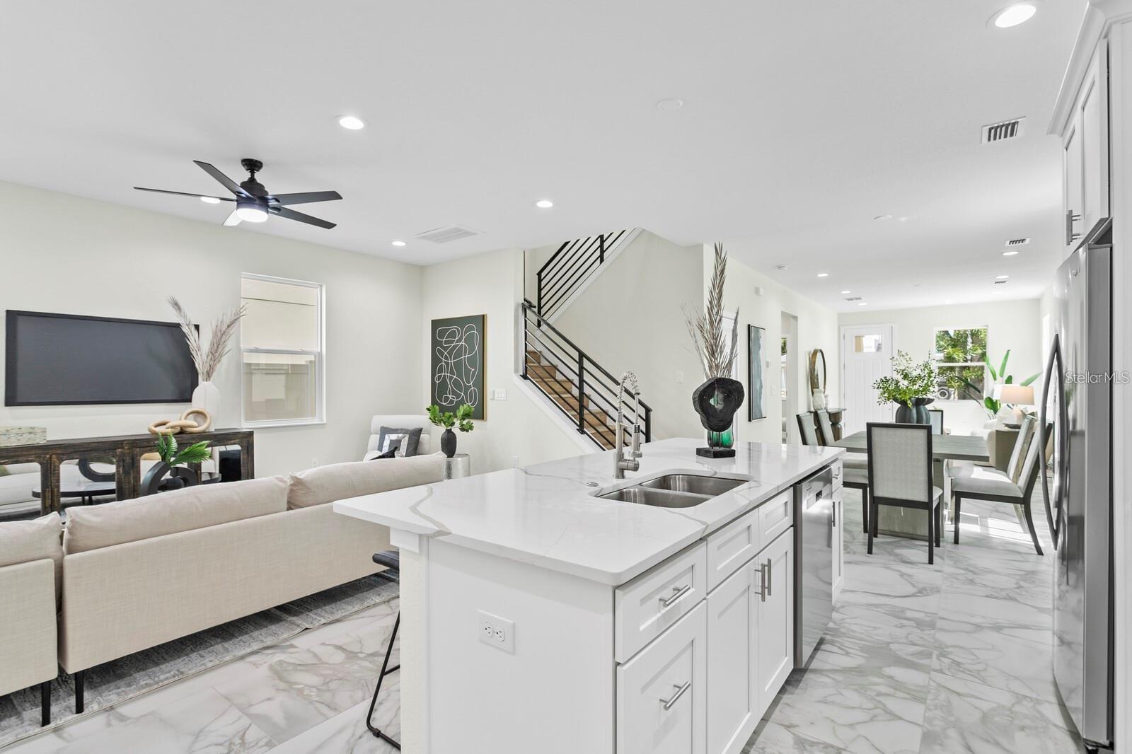 2136 W BEACH ST, TAMPA, FL, 33607