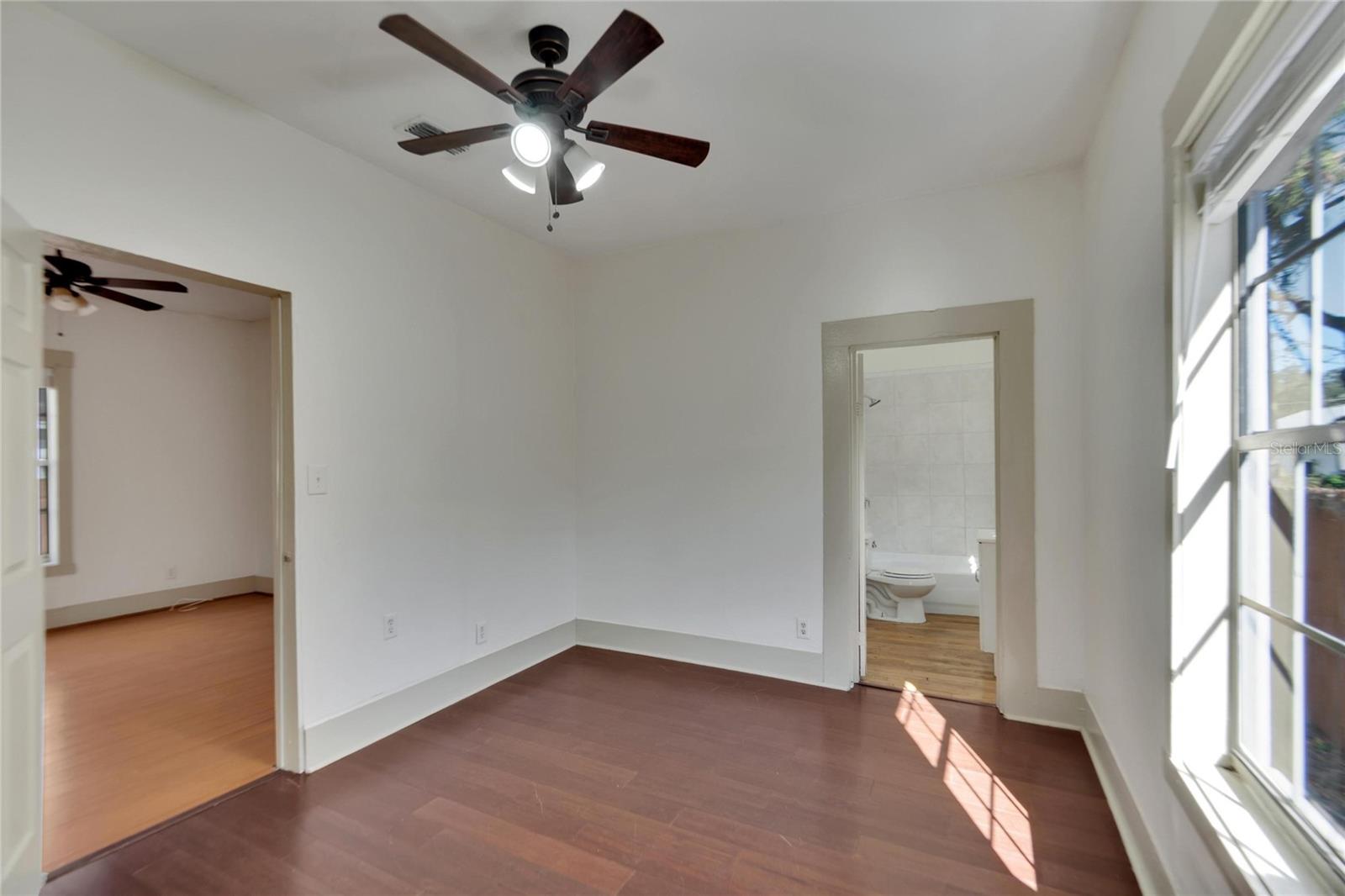 1100 E LOUISIANA AVE, TAMPA, FL, 33603