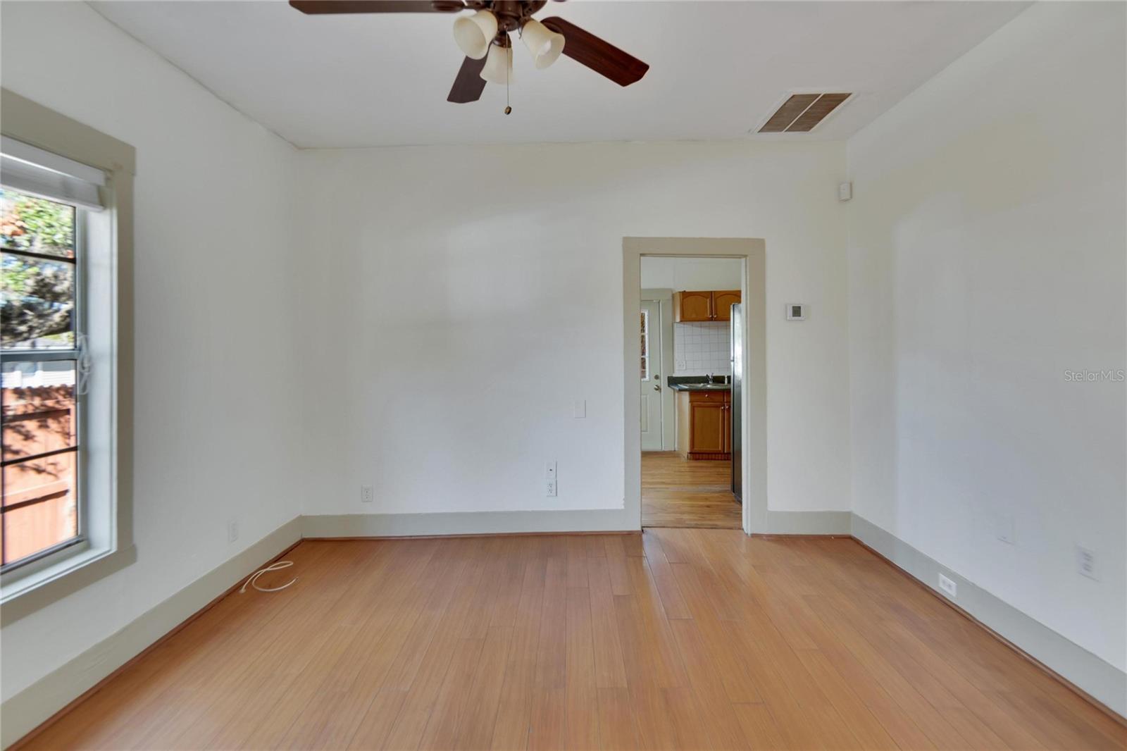 1100 E LOUISIANA AVE, TAMPA, FL, 33603