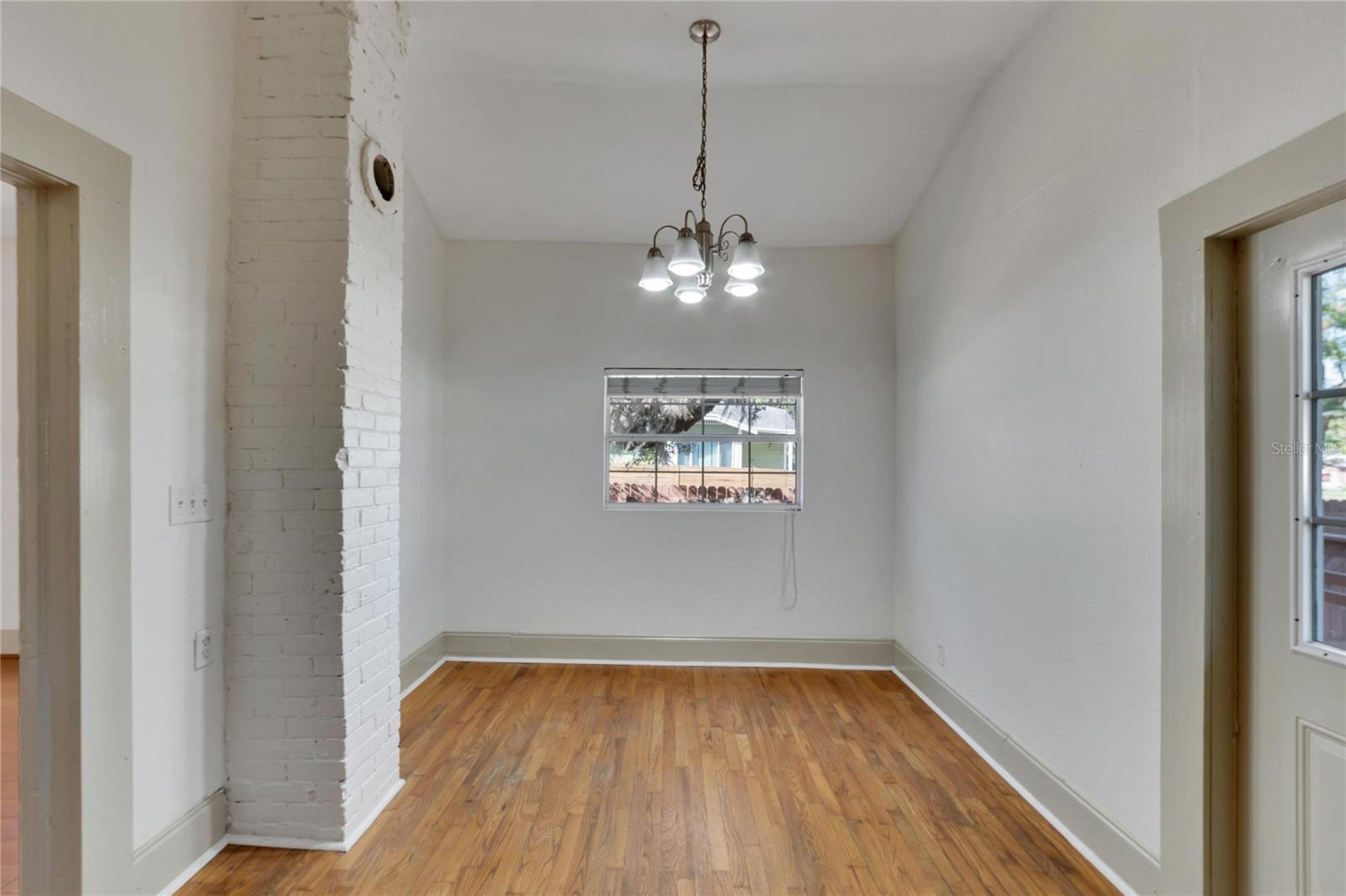 1100 E LOUISIANA AVE, TAMPA, FL, 33603