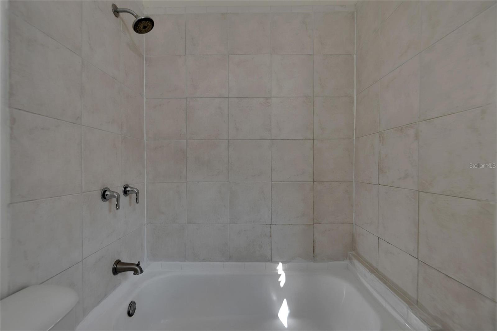 1100 E LOUISIANA AVE, TAMPA, FL, 33603
