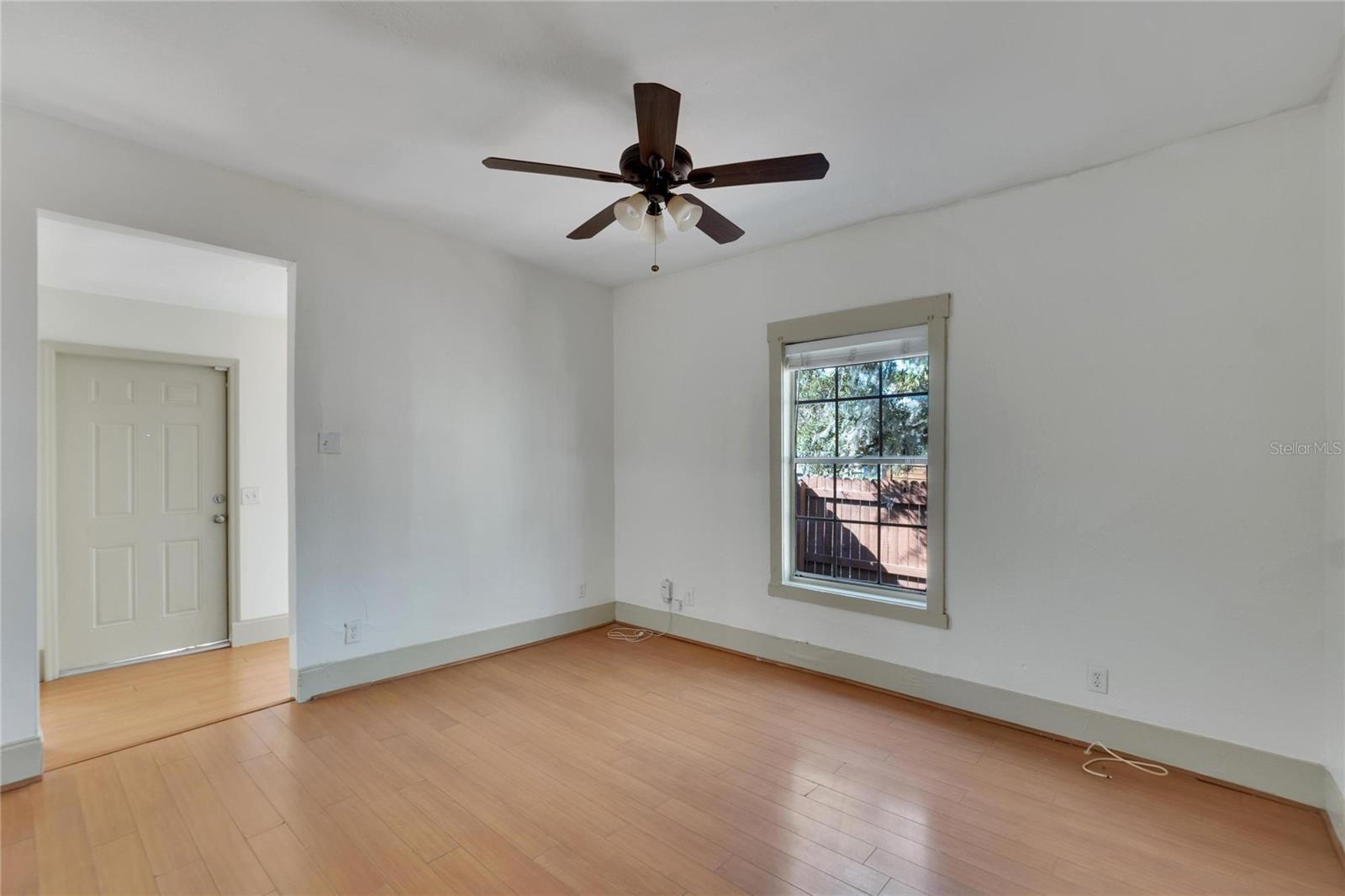 1100 E LOUISIANA AVE, TAMPA, FL, 33603