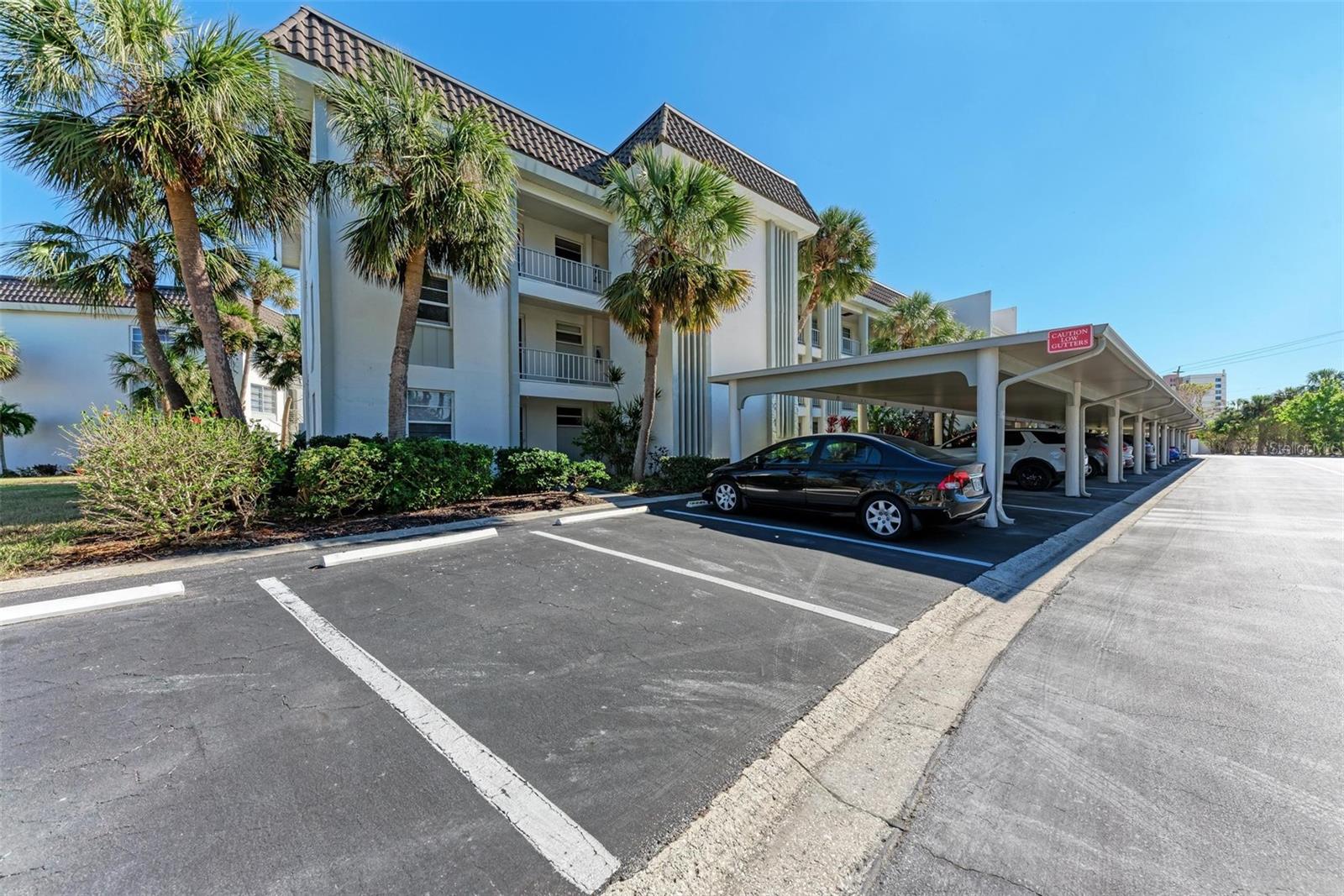 4370 CHATHAM DR #104, LONGBOAT KEY, FL, 34228