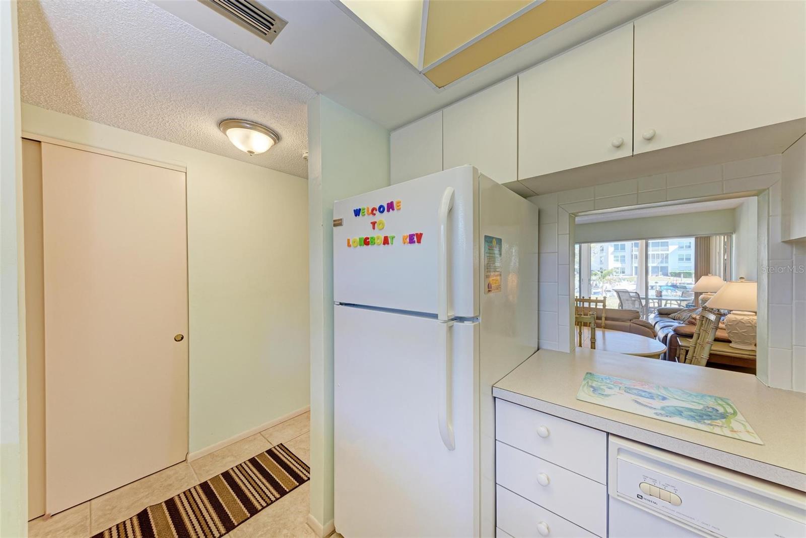 4370 CHATHAM DR #104, LONGBOAT KEY, FL, 34228